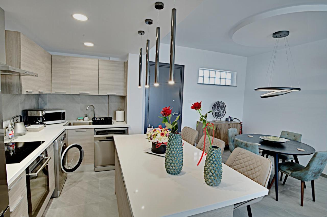 Golden Tree Apartment Paralimni Dış mekan fotoğraf