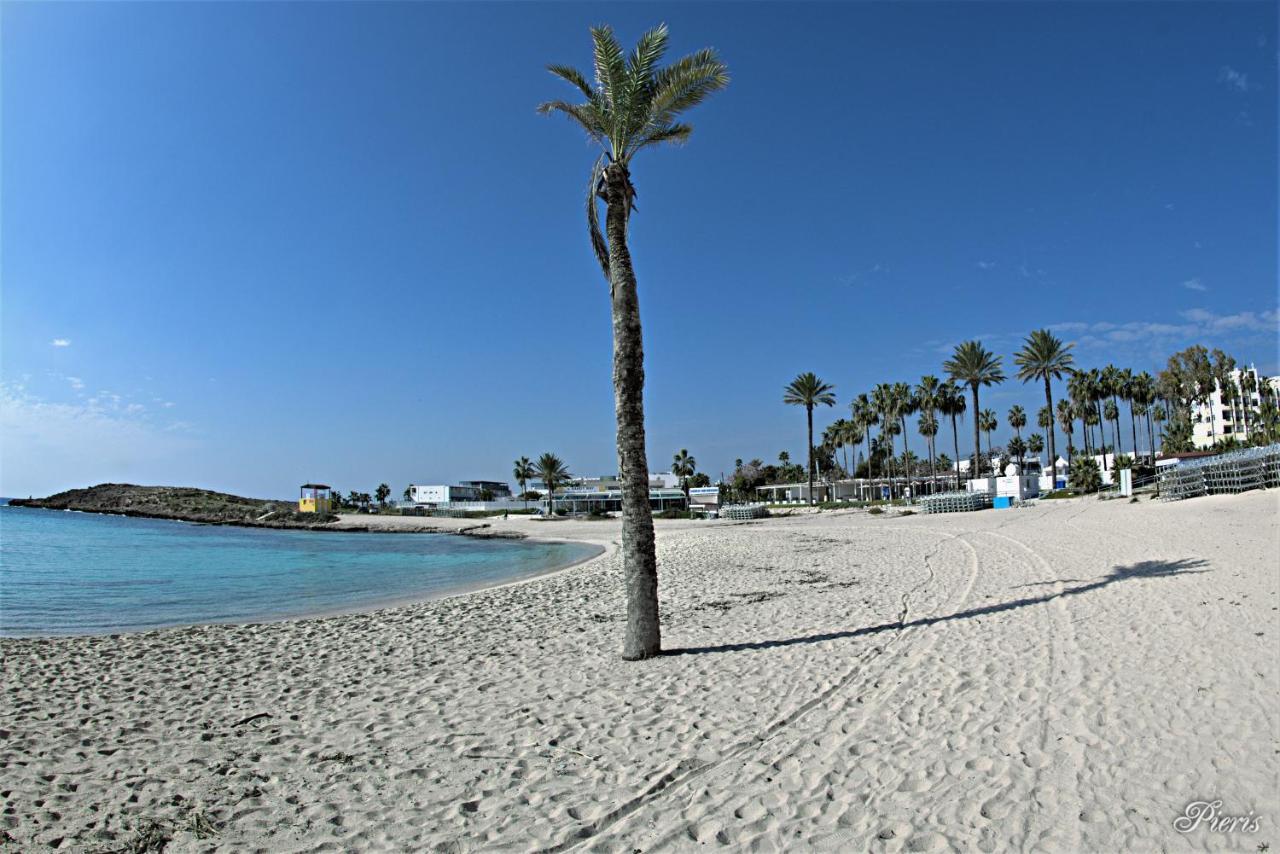 Golden Tree Apartment Paralimni Dış mekan fotoğraf