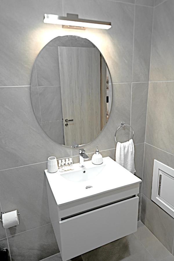 Golden Tree Apartment Paralimni Dış mekan fotoğraf