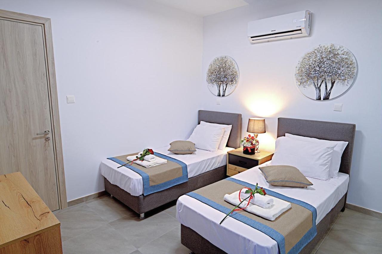 Golden Tree Apartment Paralimni Dış mekan fotoğraf