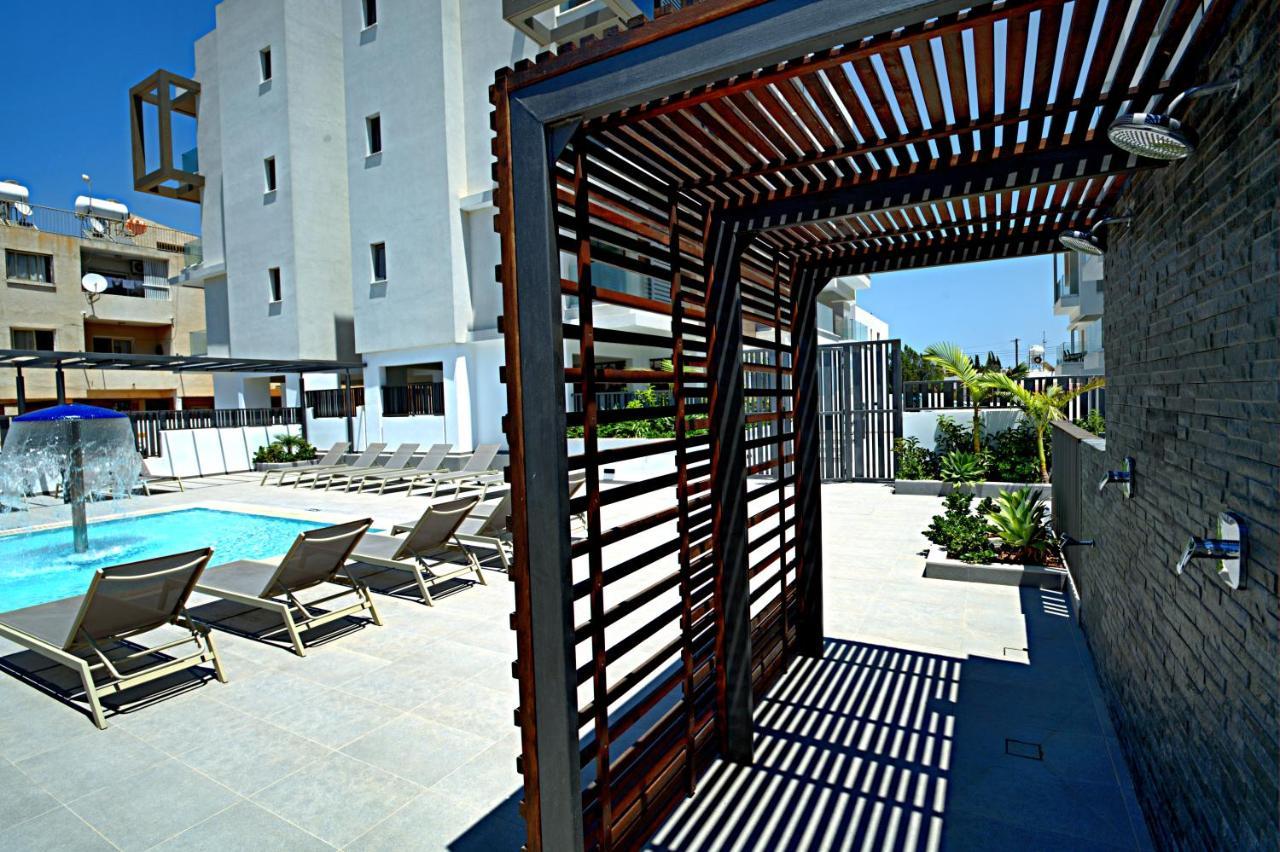 Golden Tree Apartment Paralimni Dış mekan fotoğraf
