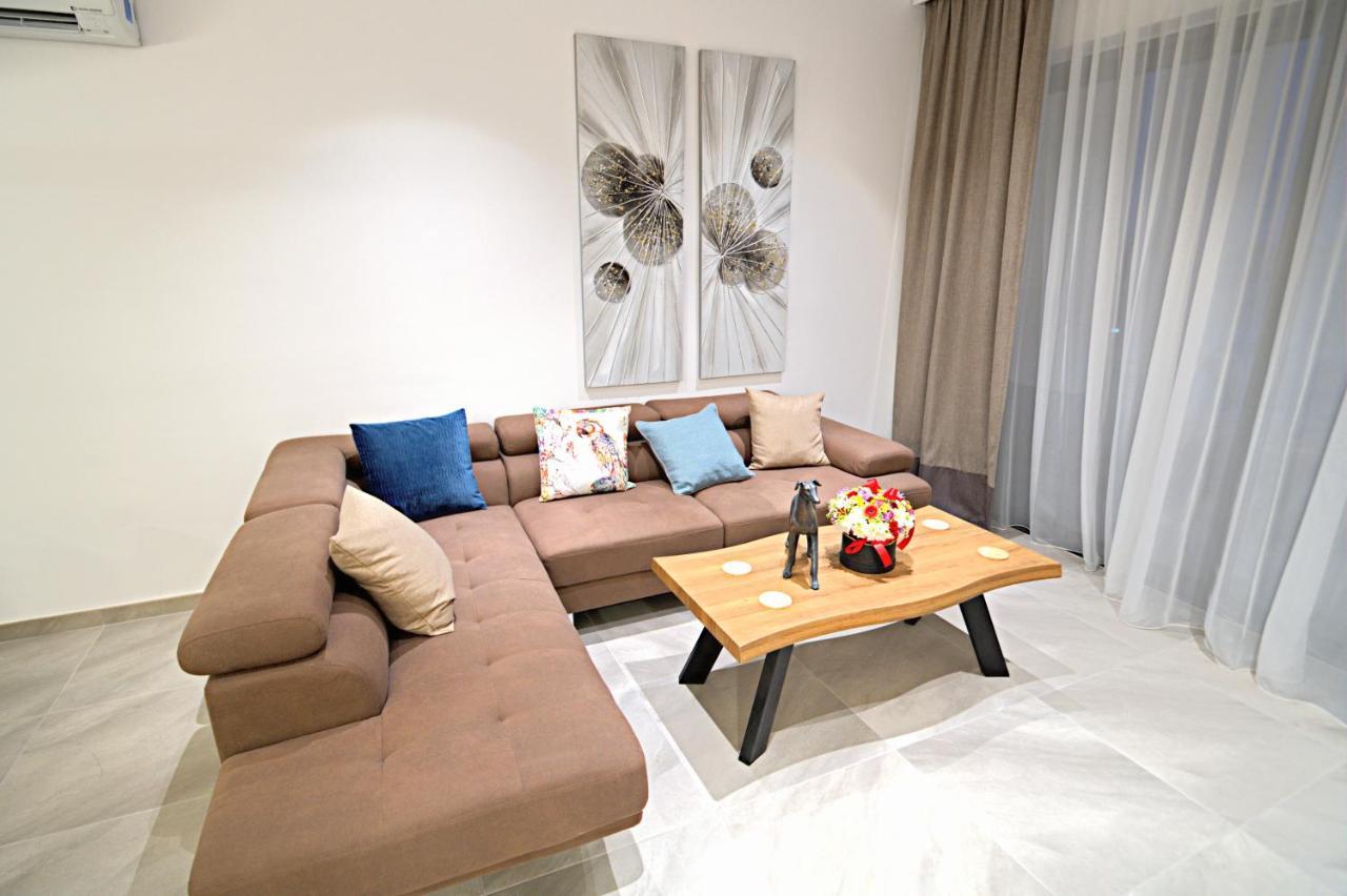 Golden Tree Apartment Paralimni Dış mekan fotoğraf